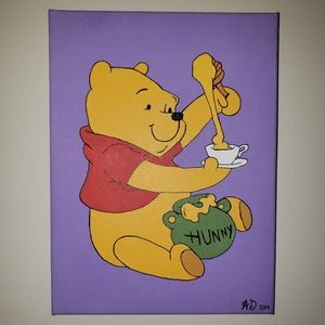Handpainted bear with honey